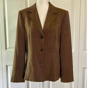 Rafaella suit jacket, S ize 10 Light brown houndstooth check.